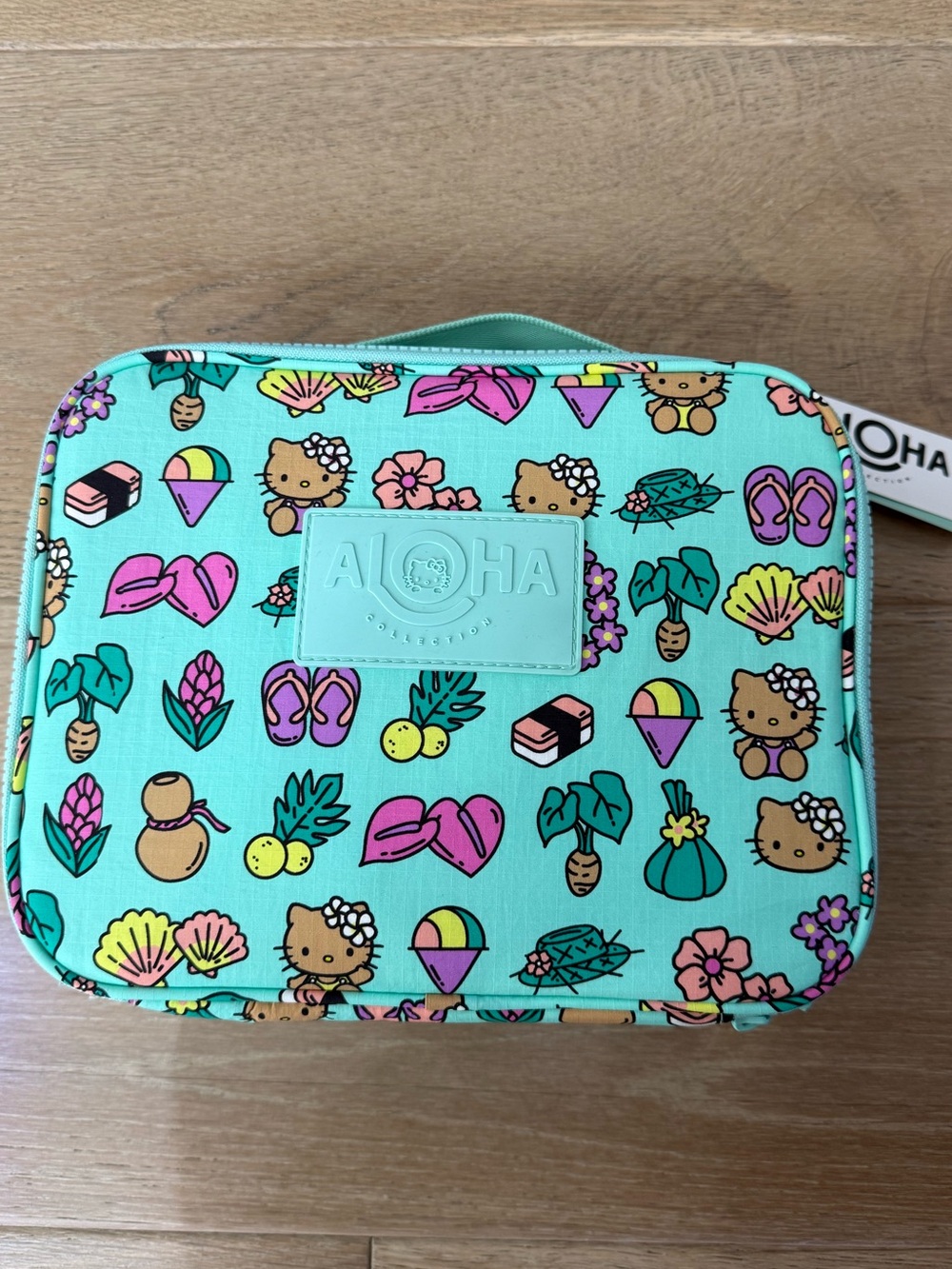 NEW Aloha Collection X Hello Kitty Keep it Light Lunch Box